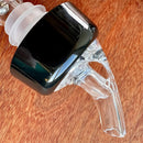 Pourer Johnny Cooker em polímero acrílico com sistema de esferas para dosagem exata de 30ml